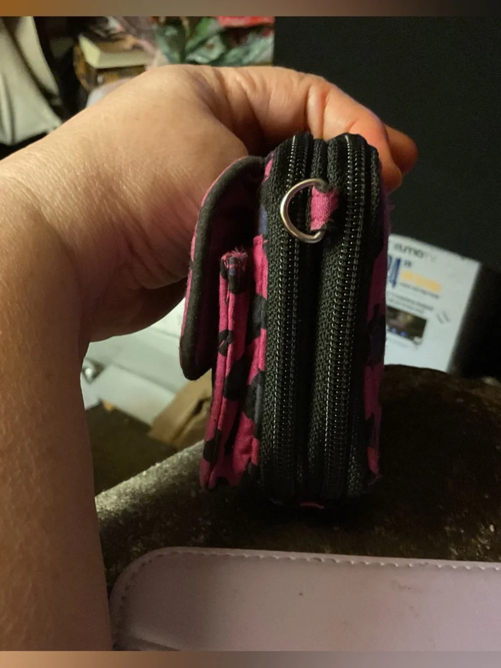 VERA BRADLEY LEOPARD PINK AND BLACK QUILTED WALLET - Picture 4 of 9